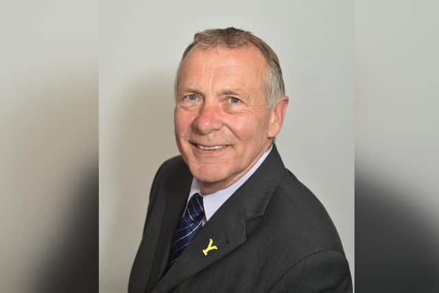 Cllr Derek Bastiman.