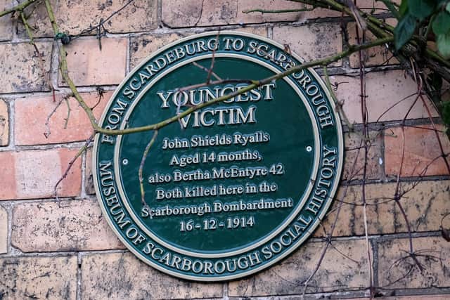 The plaque in memory of John Shields Ryalls and his nurse Bertha McEntyre