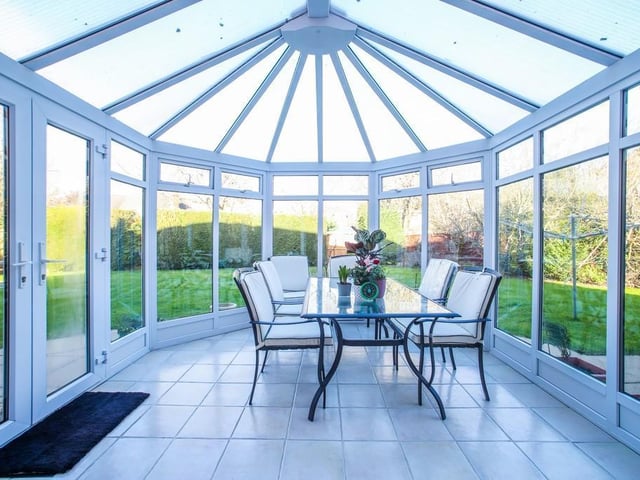 Picture: Stonhills Estate Agents, Northampton / Rightmove