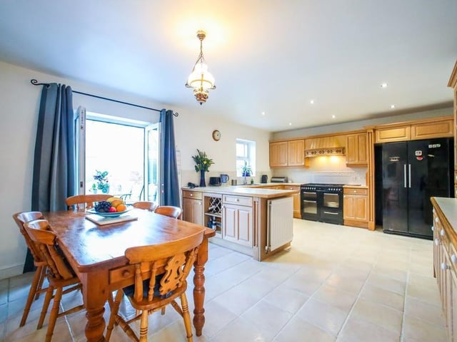 Picture: Stonhills Estate Agents, Northampton / Rightmove