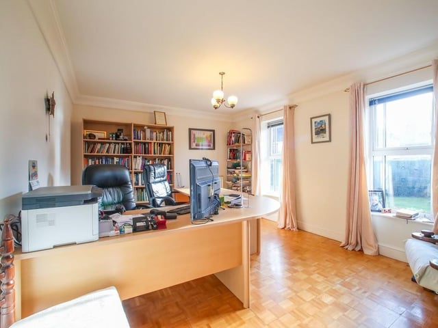 Picture: Stonhills Estate Agents, Northampton / Rightmove