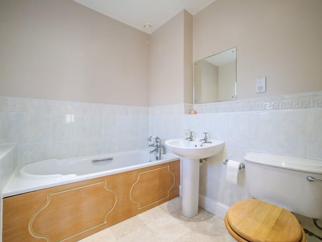 Picture: Stonhills Estate Agents, Northampton / Rightmove