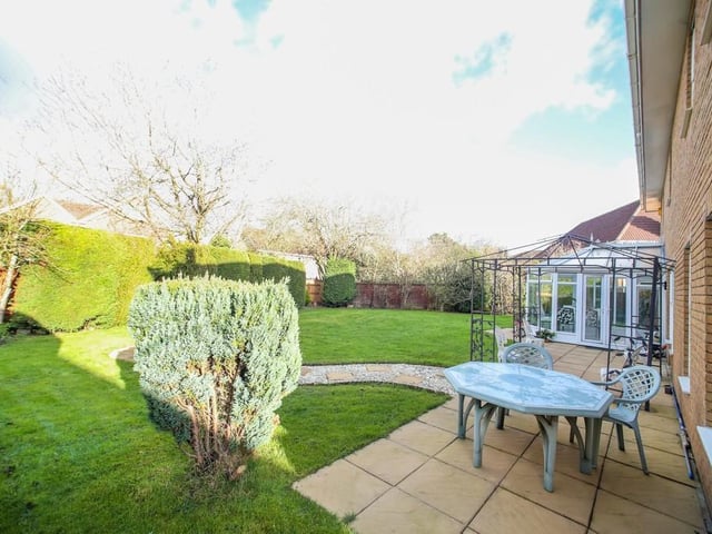 Picture: Stonhills Estate Agents, Northampton / Rightmove