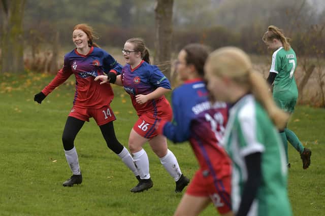 21 photos from Scarborough Ladies Under-15s 2 Wigginton Grasshoppers 1 by Richard Ponter