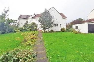 This three bedroom and one bathroom semi-detached house is for sale with Barnard Marcus with a guide price of £90,000.