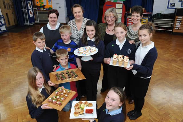 Preparing a Right Royal Menu at St Mary's School in 2012. (PA1217-6)