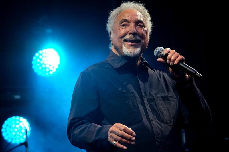 Pop Legend Sir Tom Jones Kept His Fans Entertained As The Welsh Crooner