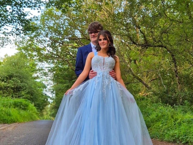 A gorgeous couple.