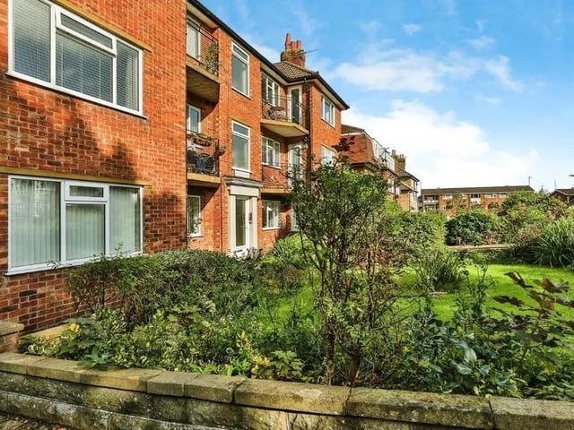 This two bedroom and one bathroom flat is for sale with Reeds Rains with a guide price of £140,000.