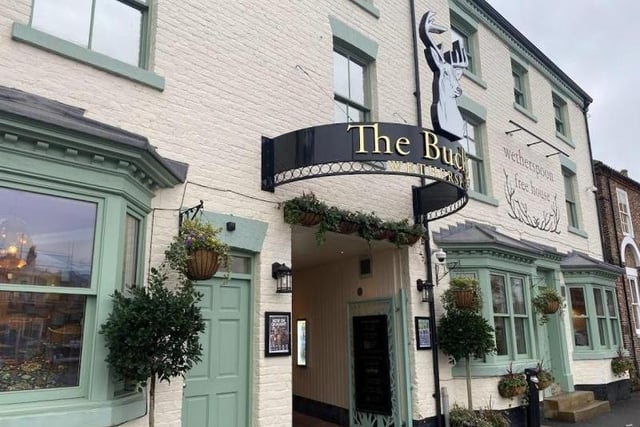 The Buck Inn on High Street in Northallerton has a 4.2 star rating according to 638 reviews on Google