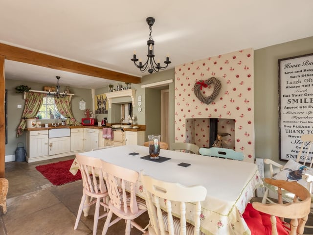 Bright and cheerful open plan living style.