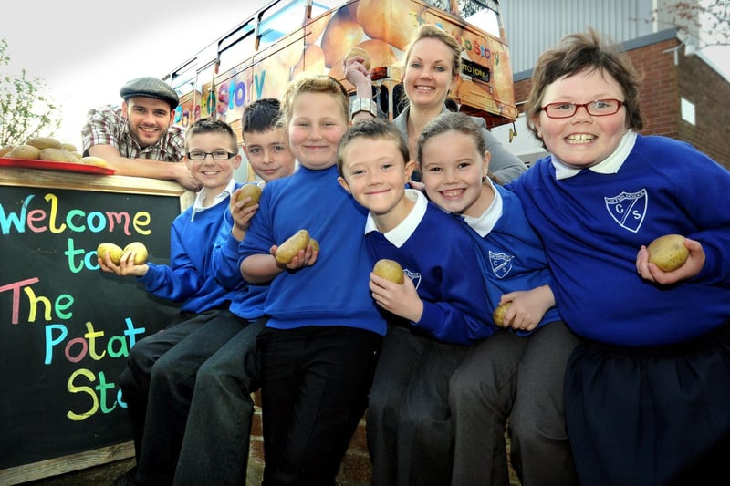 Vicky Stephenson (McCain Foods) joins up with 'Farmer Will' to teach some of the children at Cayton Primary School all they need to know about potatoes.