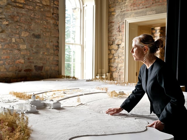 Celebrating Vanbrugh 300 years on - Roz Barr reflects on her exhibition. photo: Richard Ponter