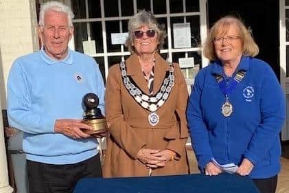 The Mayor's 'Jack and Stand' trophy was presented to Dukes Park captain Alan Bambrook.