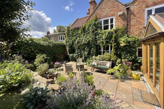 Lovely outdoor seating and entertaining space.