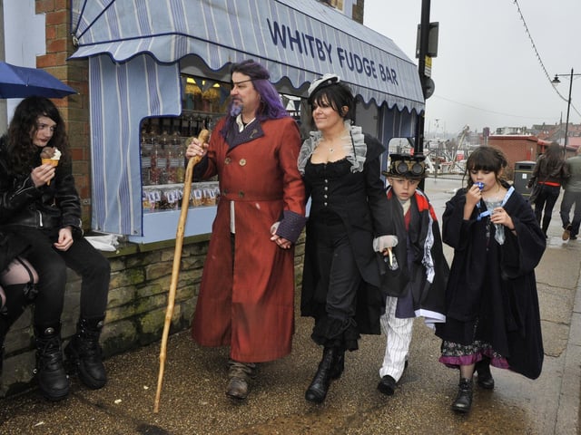 Mark and Michelle Berry, from Scunthorpe, with children Rynan and Ottavia.Photo by Andrew Higgins.