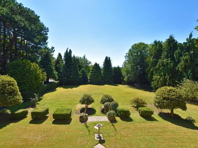 This five bedroom and three bathroom detached house is currently on the market with Tipple Underwood for £925,000