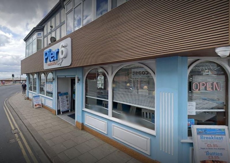 Pier 6 Boardwalk Café is situated right next to the harbour on South Cliff Road. A Tripadvisor review said "Excellent allergy awareness and a lovely gluten free selection. The staff were super helpful and we all enjoyed a delicious meal overlooking the harbour."