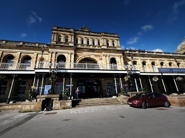 The Spa Complex on South Bay is a unique venue. Its orchestra is the last remaining seaside orchestra in the UK and has been drawiing crowds since 1912.