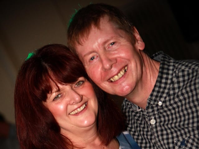 Gill and Paul having a great time in the New Globe Inn.