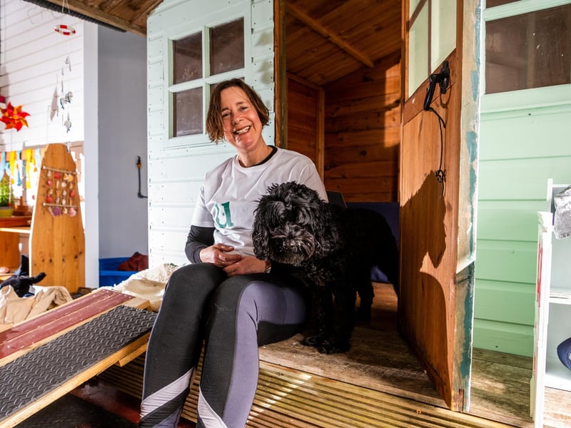 Laura qualified to be a dog coach in 2015, and has been involved with dogs all her life. She became professionally involved with dogs in 2013.