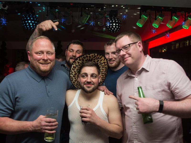 Jamie, Paul, Mike, Matt & Matt having a fun time in Mist Bar.