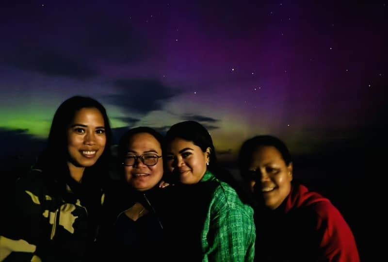 At 11:45pm last night, Emem Laureta Cammish took this stunning photo with her friends in Cayton Bay.