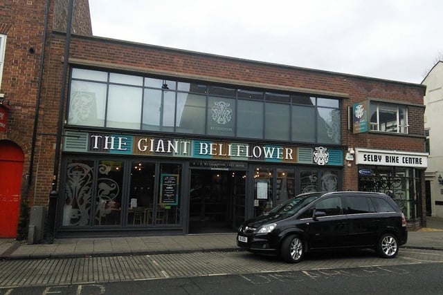 The Giant Bellflower on Gowthorpe in Selby has a 4.1 star rating according to 1,664 reviews on Google