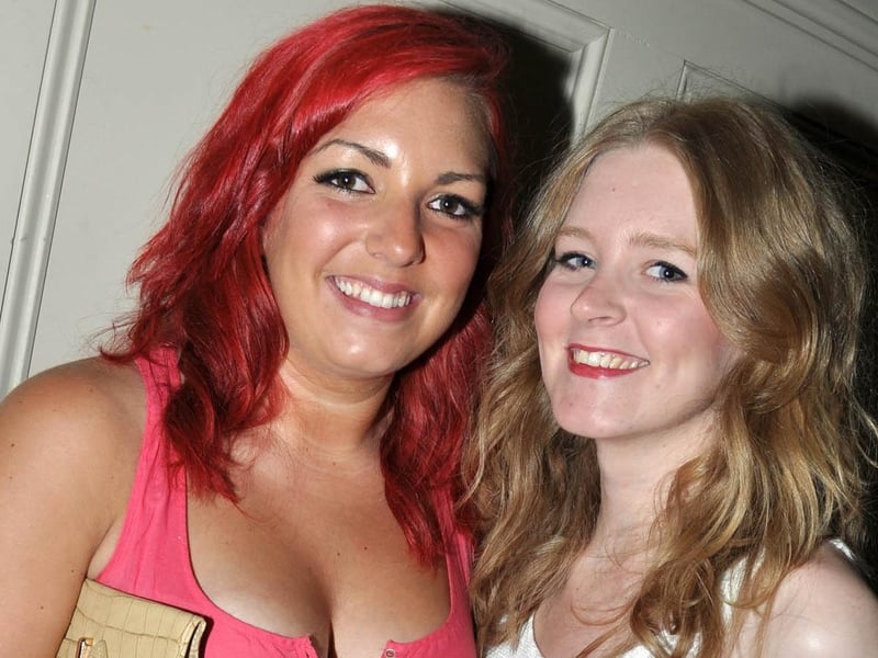 Amy and Chelsea in Bar2b