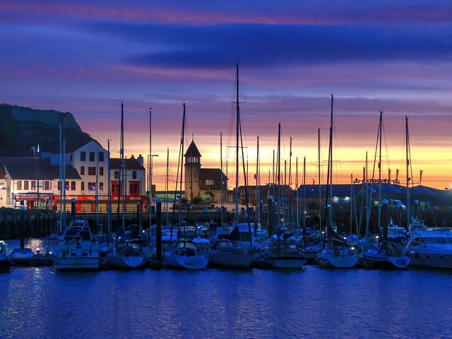Purple sunrise in the harbour.