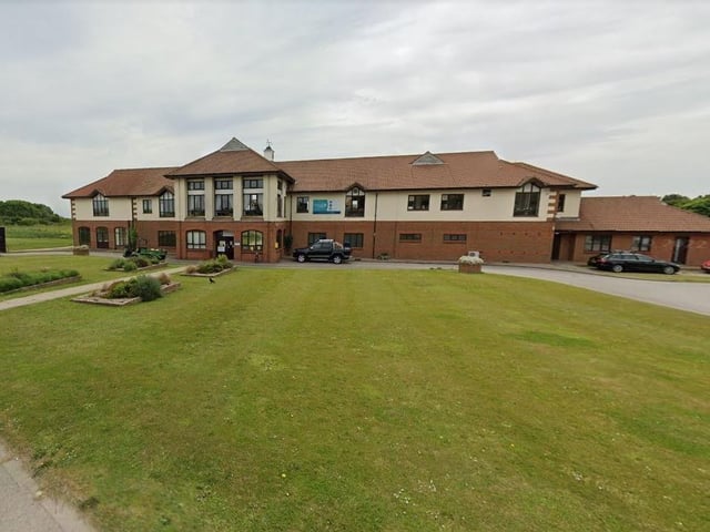 Bridlington Links Golf Club is situated on Flamborough Road, Marton, Bridlington. It offers a range of leisure activities, stunning views, and a clubhouse perfect for an afternoon pint.