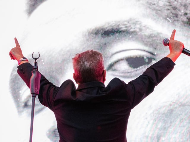 Suggs on stage