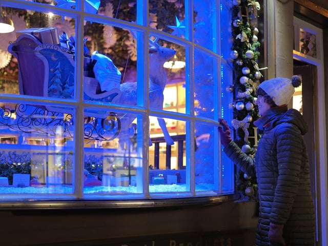 Enjoying the Christmas window displays!