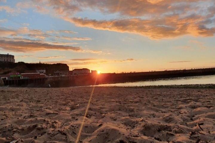 A beautiful photo of the Whitby beach.