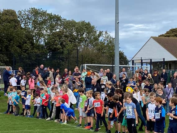 The runners line up at the start of the Boys Year 3 and 4 race.