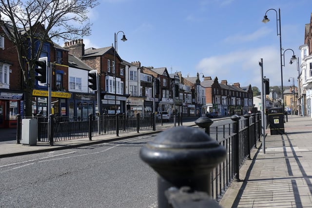 The number of holiday homes recorded in Falsgrave is 15.