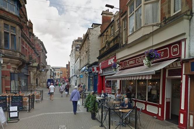 Emma's Coffee Lounge in Scarborough applies for outdoor seating licence from council