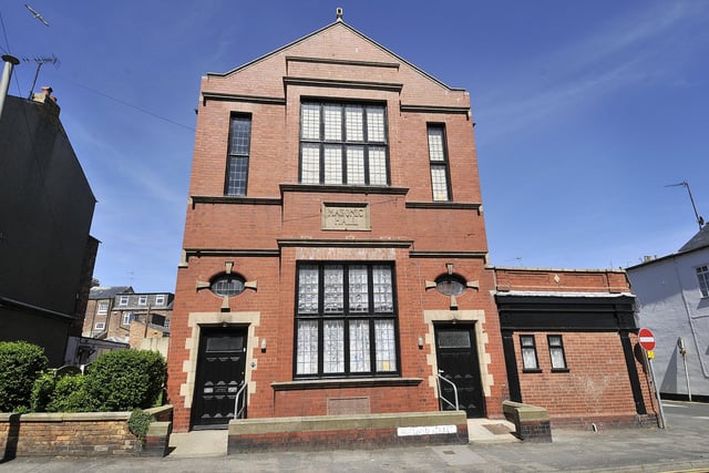 On Saturday September 9, between 10am and 1pm, take a look inside the Masonic Hall at the Architecture, meet with members who will explain about the Fraternity, its history and the charitable giving made to both members and other outside organisations.