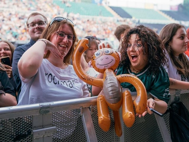 The gorilla mascot makes an appearance! photo: Cuffe & Taylor
