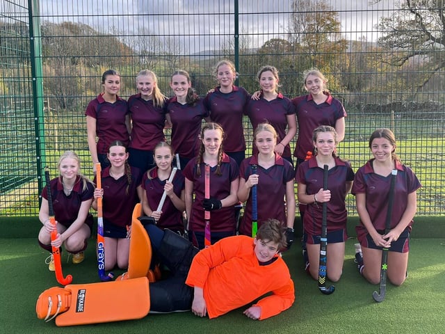 Scarborough College girls' hockey.