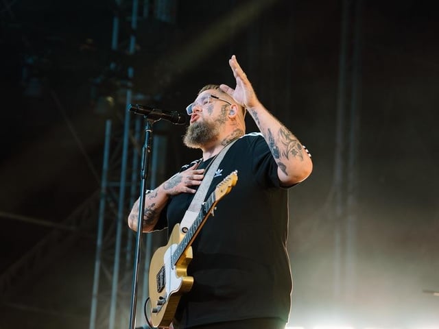 Rag 'n' Bone Man had the crowd in the palm of his hand