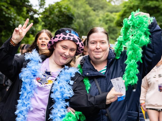 JLS fans ready for the show