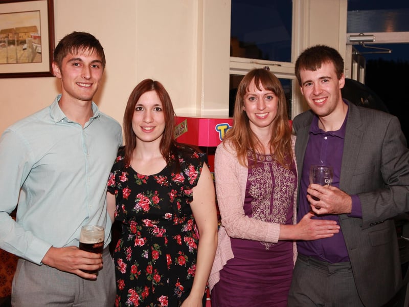 Martin, Louise, Holly and Alex catching up.
133913a
