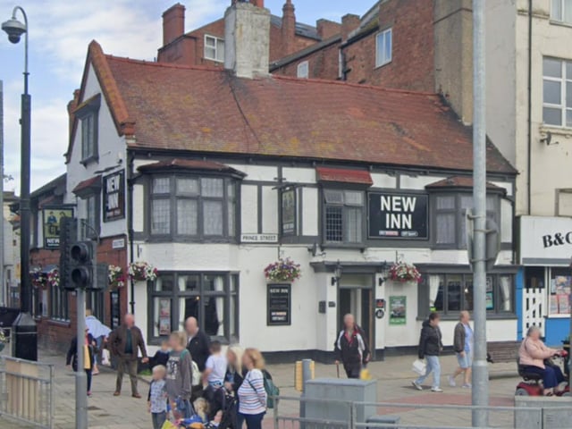 The New Inn received 3 votes. It is located on Prince Street.