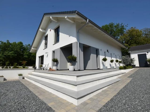 This four bedroom and three bathroom detached house is for sale with Tipple Underwood with a guide price of £750,000.