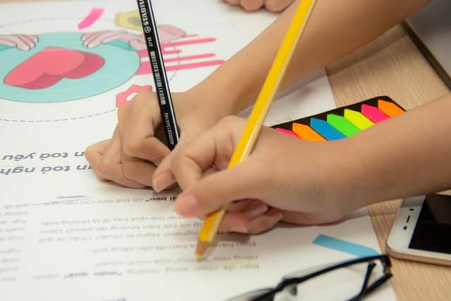 Young designers and artists are invited to design a logo for East Riding’s Youth Council.
