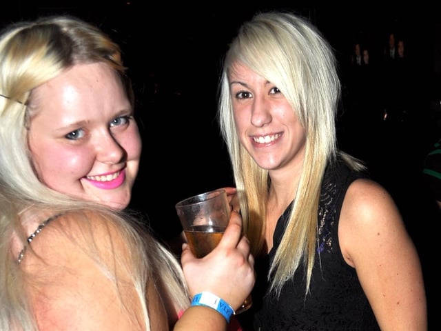 Amy and Sam party away!