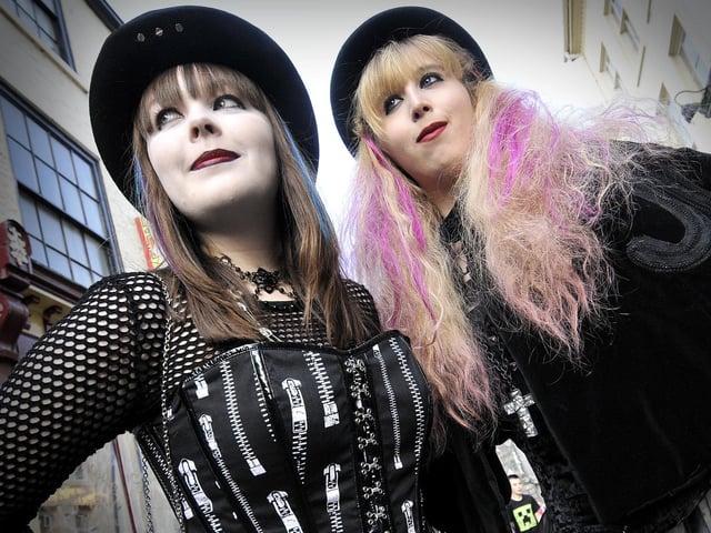 Kezia Lovell and Poppy Cummins enjoy the day. 144430p