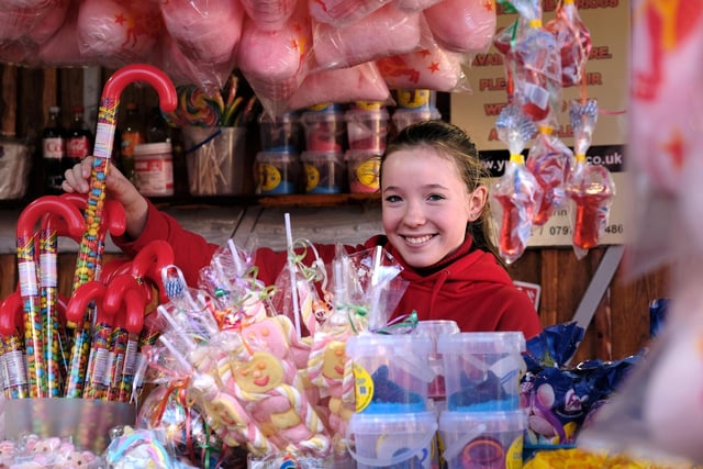 The fair offers lots of sweets as wel as other food stalls.