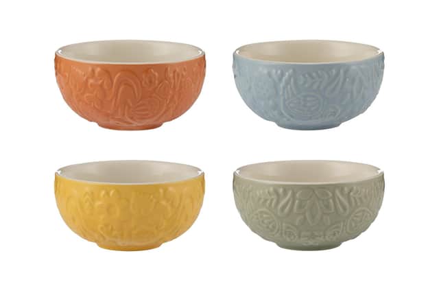 Mini bowls.